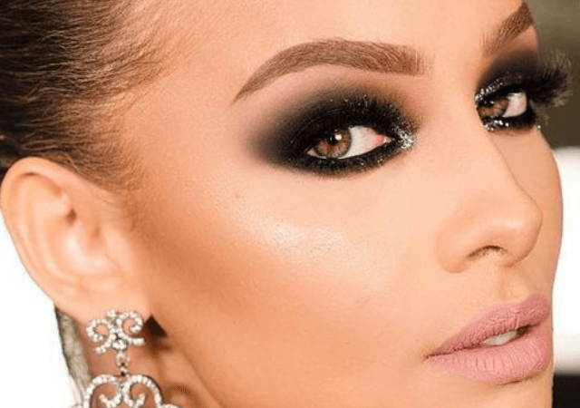 smokey eye